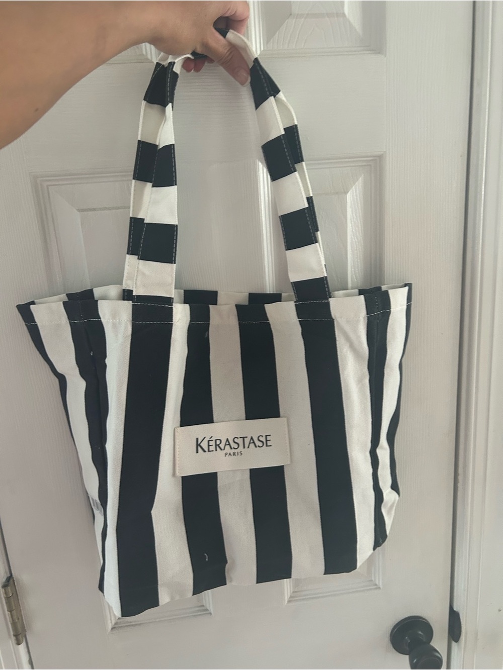 NWT KERATASE black and white linen tote bag.